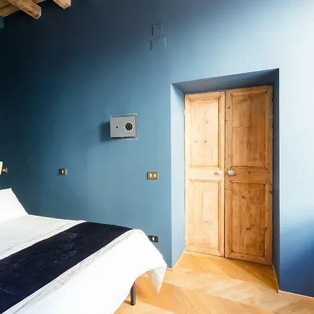 Glamour Leonina - Monti Apartment Rome