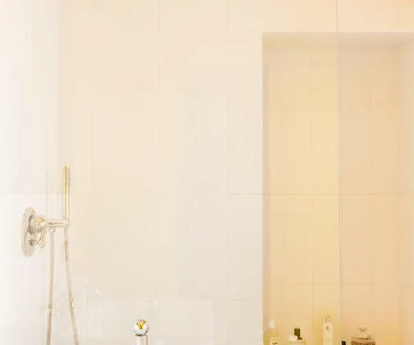 Glamour Leonina - Monti * Rzym